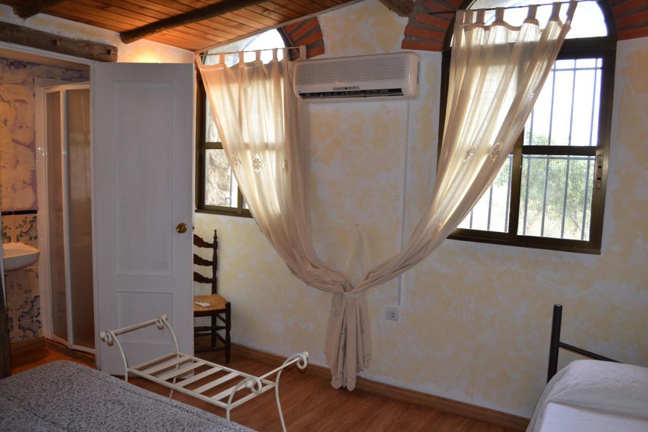 Albergue La Jarilla Plasenzuela Extérieur photo